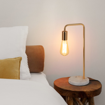 Tischlampe mit weißer Marmorbasis für Bett