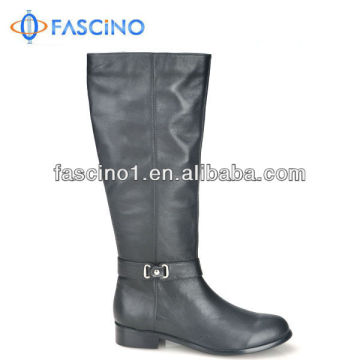 Flat heel high boots