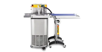 Commercial Snack machines Chocolate Tempering Machine with coating with high quality