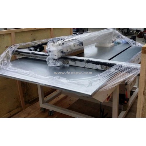 Machine à coudre à motif programmable de très grande taille - Zone de couture (1200x900mm)