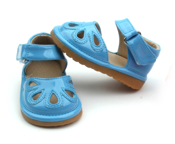 Wholesale Children Shoes Fancy Blue Kids Squeaky Shoes