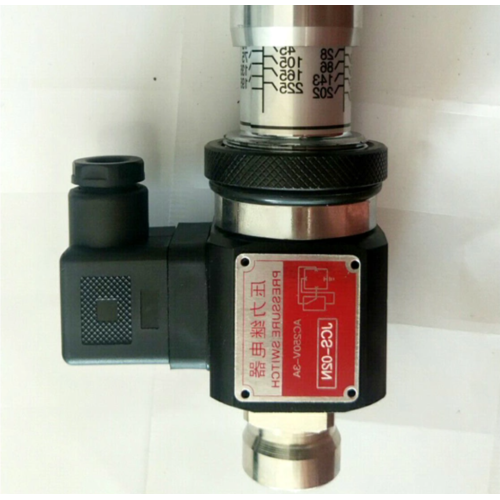 Cost effective fuel tank pressure relay