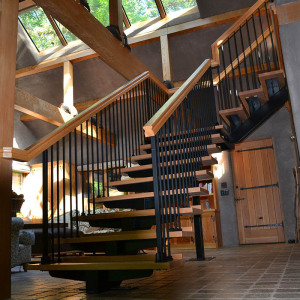 Indoor Open Riser Wood Mono Stringer Stairs