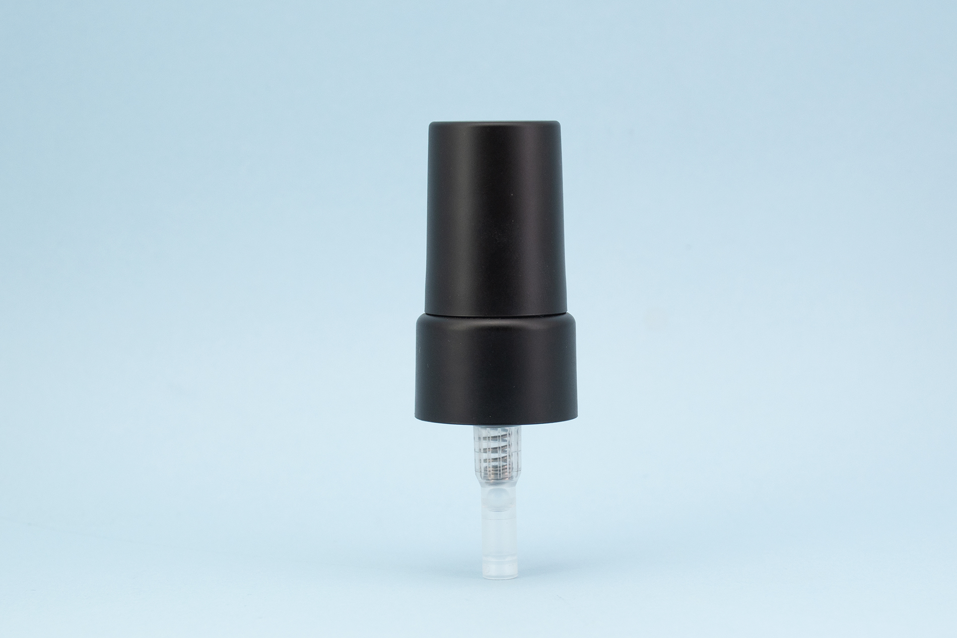 20/410 matte black treatment pump with matte cap