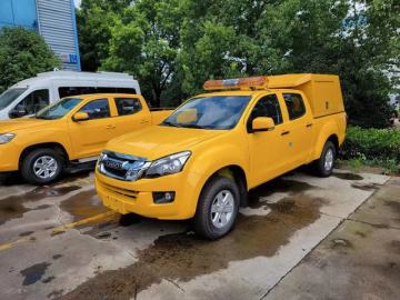 Pickup Road Rescue Engineering Rescue Vehicle