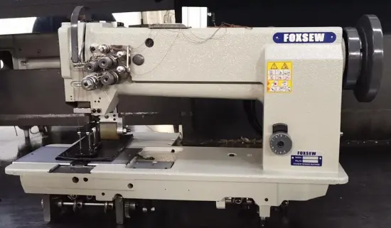 Three Needle Walking Foot Heavy Duty Lockstitch Sewing Machine with Puller