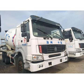 Truk mixer beton 10 CBM