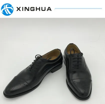 Men′s Shoes Used by Embossing Leather