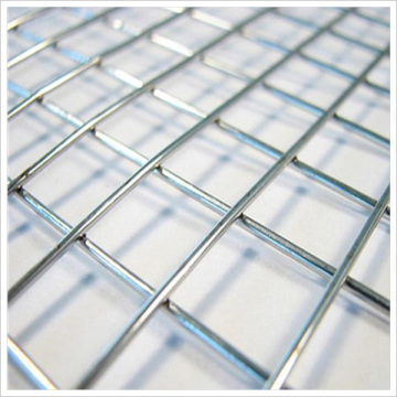 Hot galvanized electric welding mesh Fence