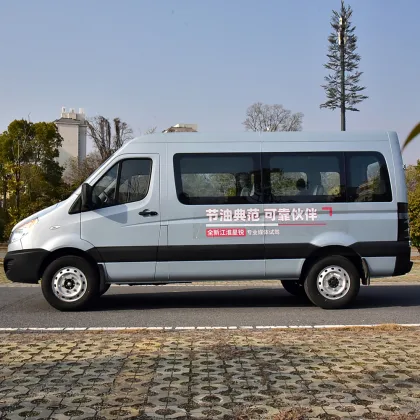 JAC Sunray Oil Truck: New Car Models with Low Roof, High Roof Options, 2-7 Seats, and 2.0T Gasoline Engine