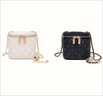 Retro-Style Small Square Box Crossbody Bag