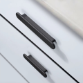 Minimalist Çinko Alaşımlı Dolap Kulpları ve Yuvarlak Düğmeler