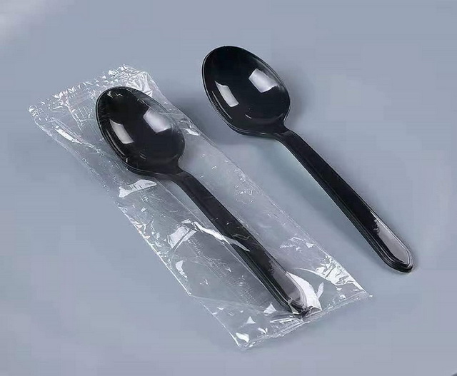 Plastic Disposable Tableware Spoon Knife Fork Cutlery Set Packing