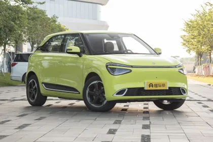 2024 Hot Selling Dongfeng Nammi 01: 330km Mini Electric Car for Adults