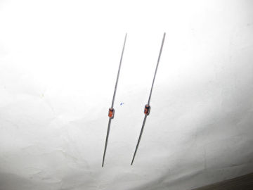 1N823