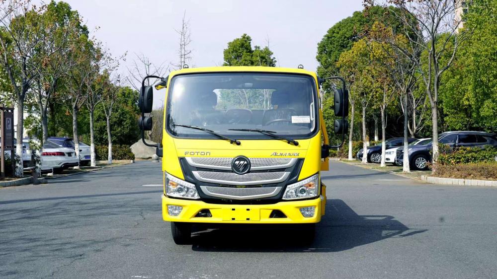 Jiefang Tiger V heavy duty plate wrecker