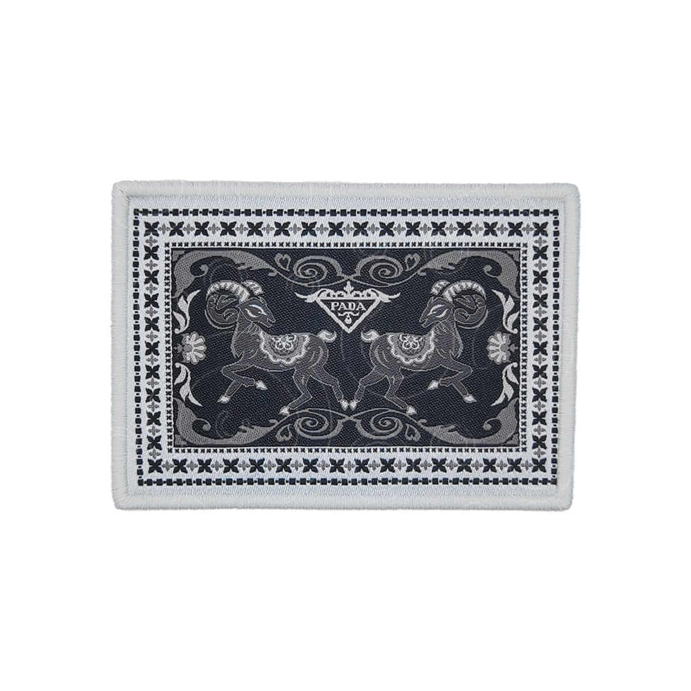 Textured custom pattern label