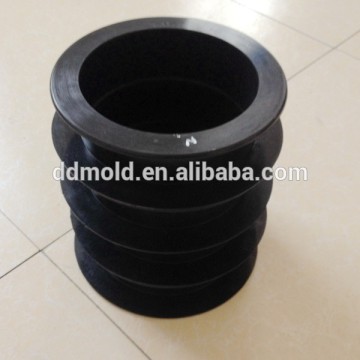 Rubber insert for heat exchanger port ring