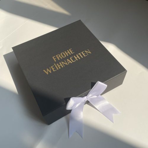 Luxury Magnet Closure Hoodie Paper Clothing Box