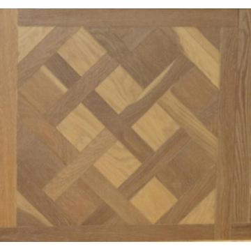 Pavimenti in parquet quadrati