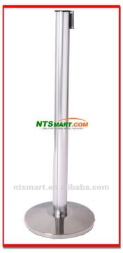 queue belt stanchions