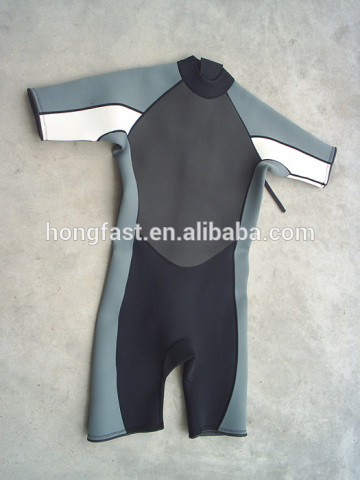 surfing wet suit