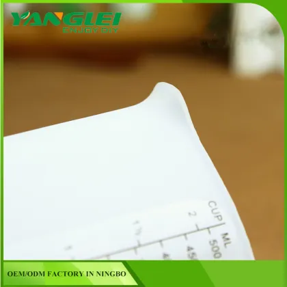 500ml Kitchen Baking Silicone Measuring Cup With Scale