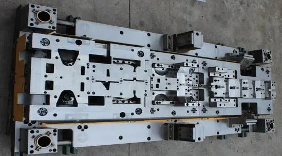 Hard Alloy Progressive Tooling