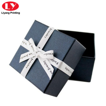 Bracelet Gift Box Lid and Ribbon Bow Design