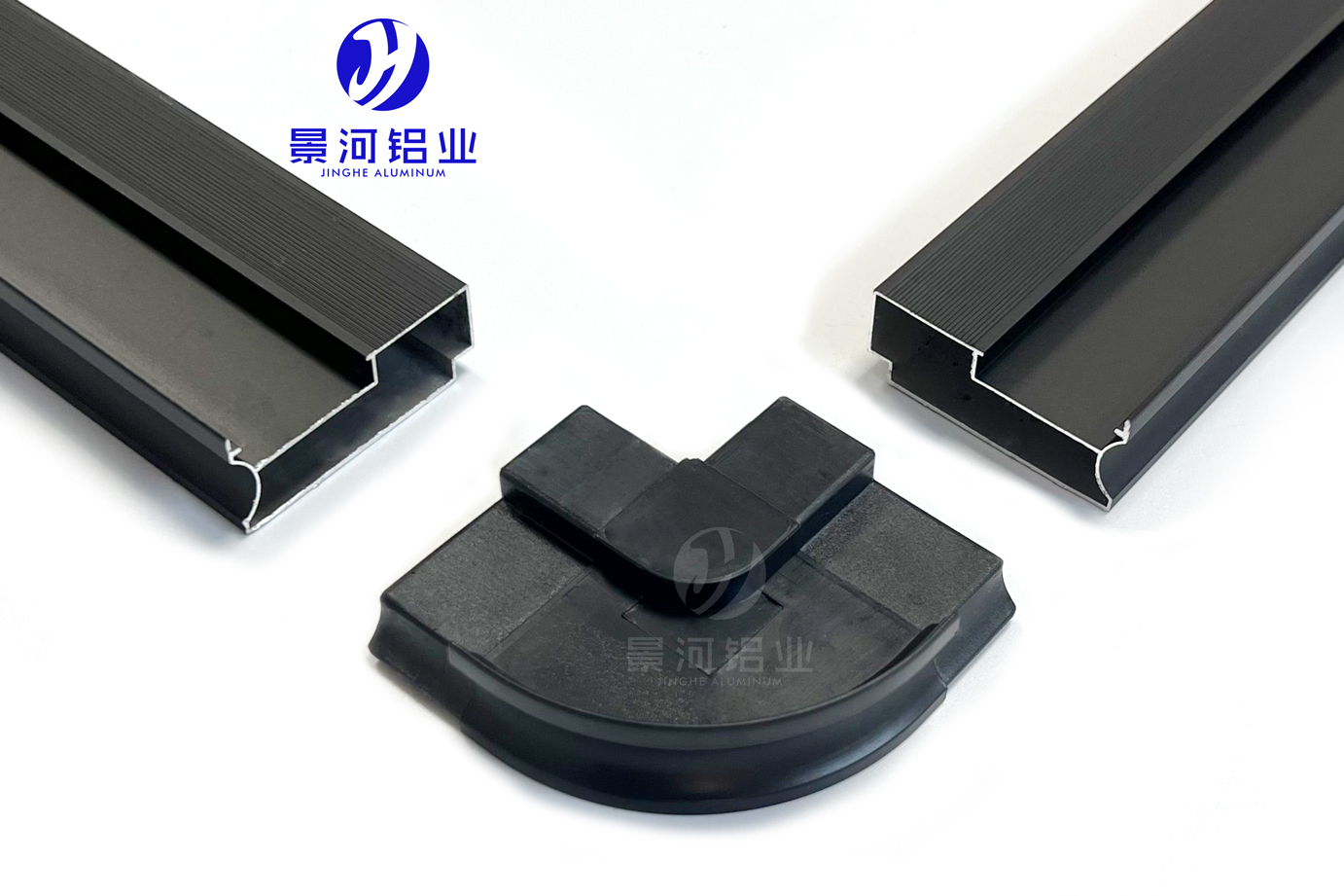 836g (3)