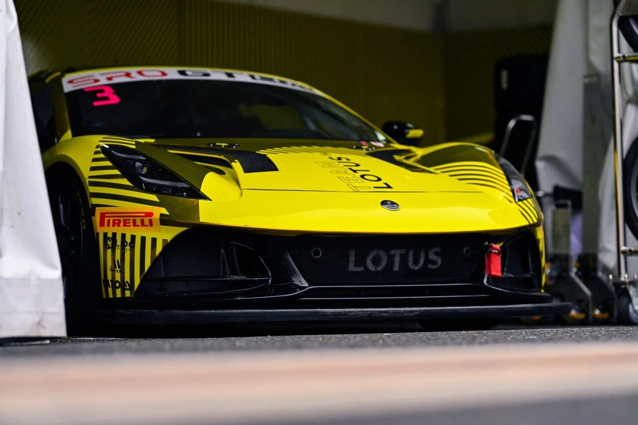 SRO GT6