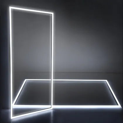 LED Embedded Square Panel Ceiling Lamp for Kitchen and Bathroom