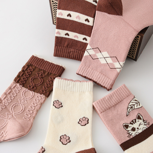 Модная жаночая ваўняная калекцыя панчохі