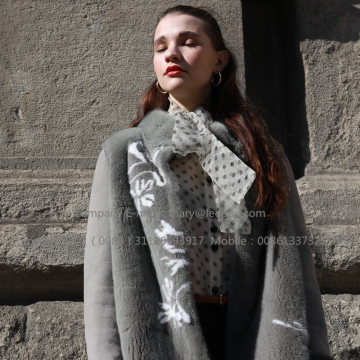 เสื้อคลุมขนสัตว์ Kopenhagen Lady Mink ในฤดูหนาว