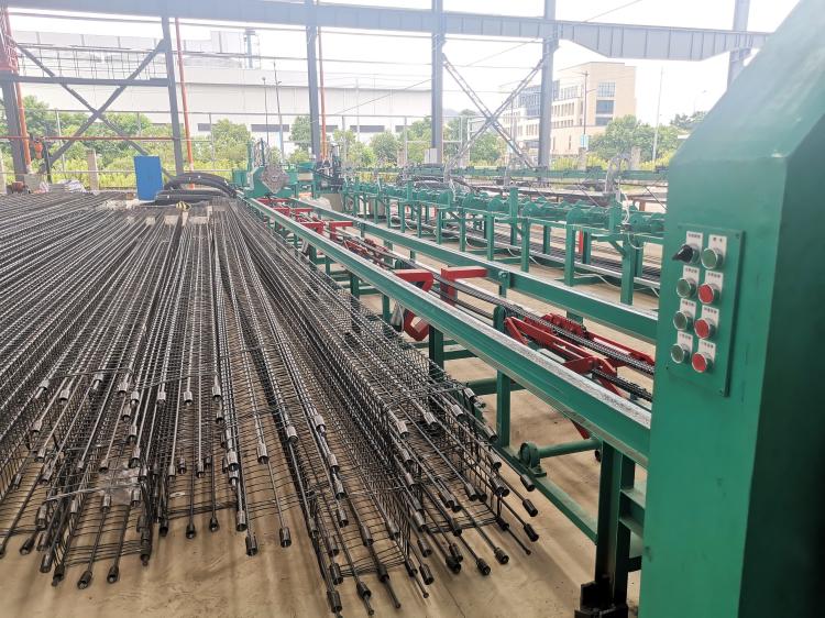 Reliable Square Pile Roll Welder for Metal Fabrication