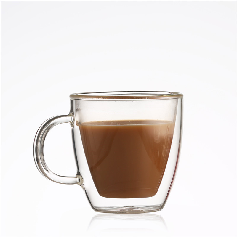 Bebidas quentes Cappuccino Café com leite quente e frio com paredes duplas e copos de café