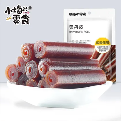 Healthy fruit hawthorn roll snacks