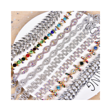 Wholesale Rhinestone Trim: 5 Yards of Bling Bling Crystal Chain Trimming on Roll