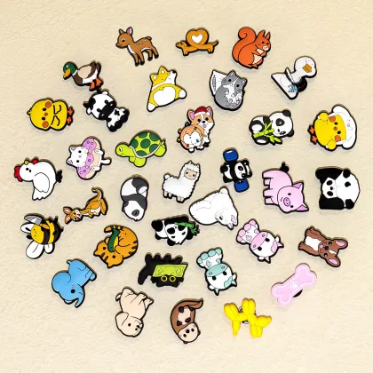 Custom Logo Garden Shoe Accessories: Leisure Style PVC Wholesale Bulk Shoes Decorations & New Animal Shoe Charms