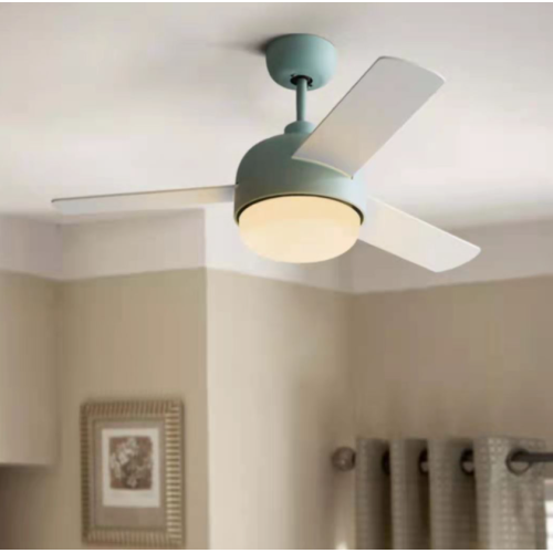 Lampe de ventilateur avec fonction d'éclairage et de refroidissement