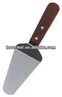 Wooden handle Pie server