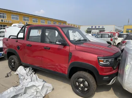 China Factory Electric Pickup New Car - 4 Wheel Pickup Trucks