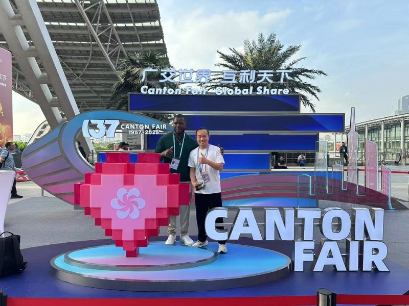 Liyu Precision Machinery Achieves Remarkable Success at the Canton Fair, Securing Orders from Multiple Countries for its Nail Guns and Nails