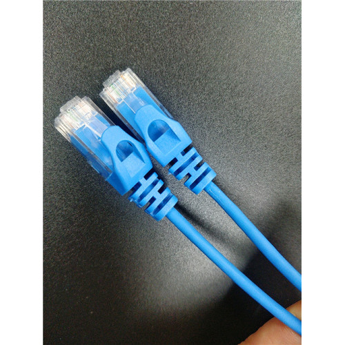 CAT6TVケーブルマシンのクイーンとスリム