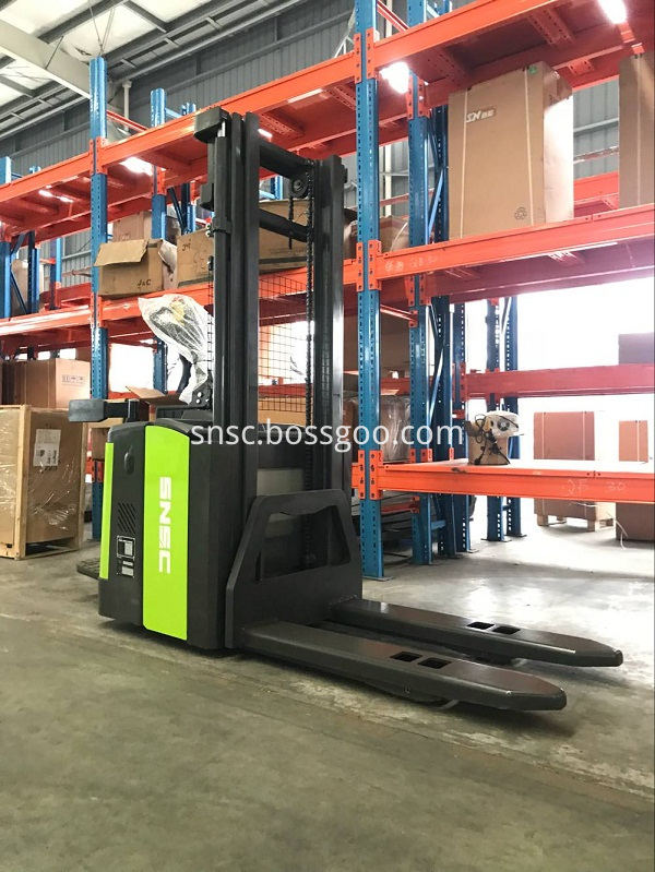 Counter Balance Stacker