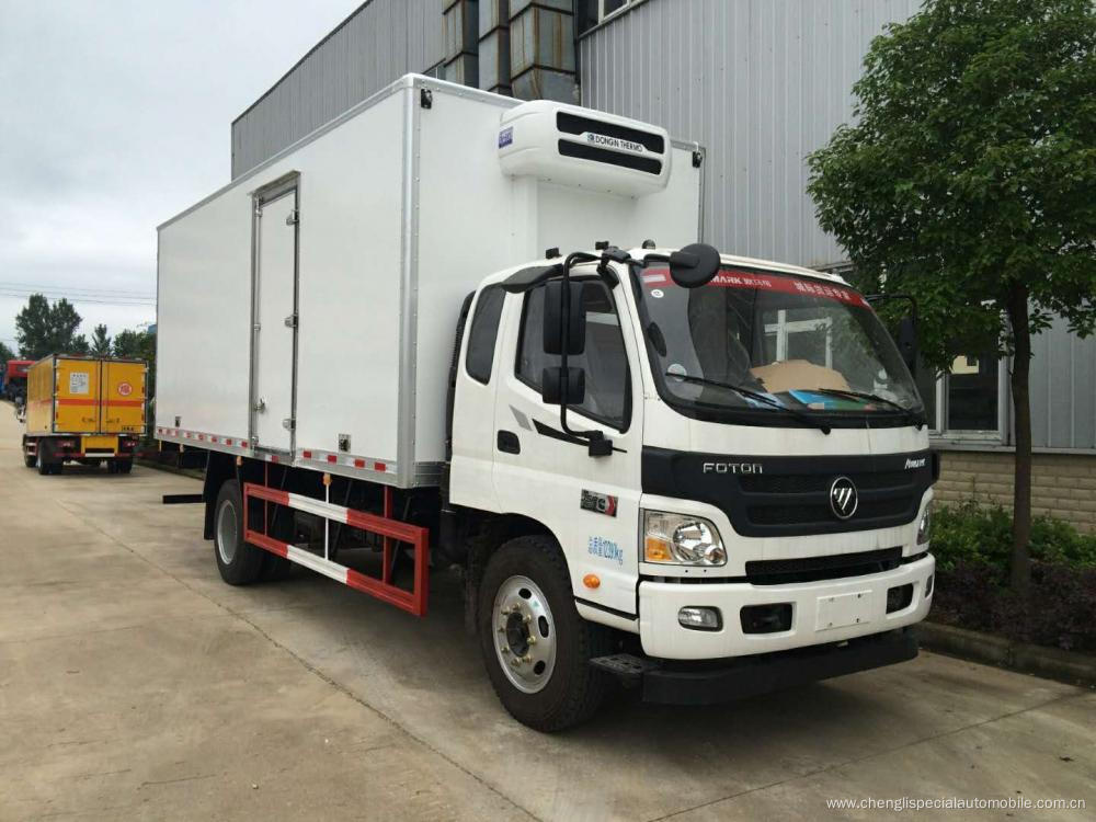 FOTON 4X2 5000kg refrigerator truck