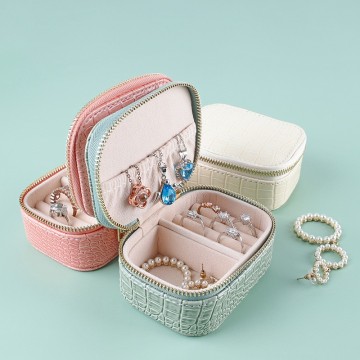 Organizzatore di gioielli da viaggio - Mini Orecchini ad anello di stoccaggio (9,5*7*5 cm)