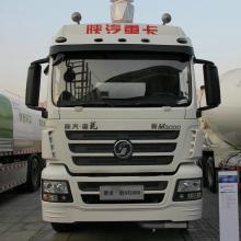 Shaanxi Automobile Heavy Duty Truck Delong New M3000 290-horsepower 8X4 oil tank truck