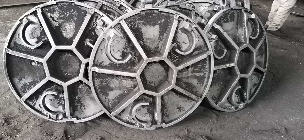 manhole back