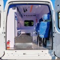 Jiangling Fushun Diesel Izquierda del volante de la izquierda Ambulancia